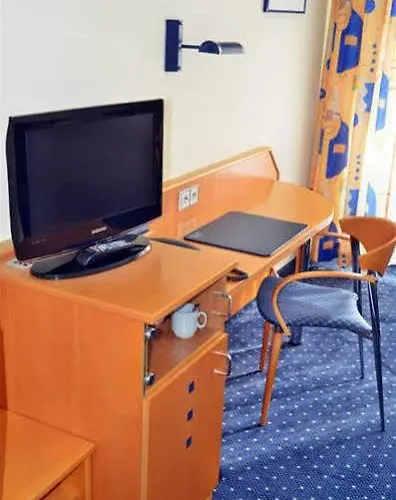 فندق Garni Oberrhein 3*